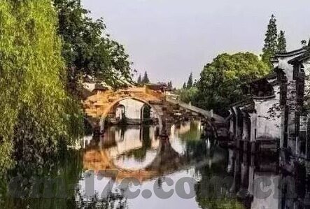 被快递员侵犯中文字幕-快递员行为边界，一次不应发生的侵犯