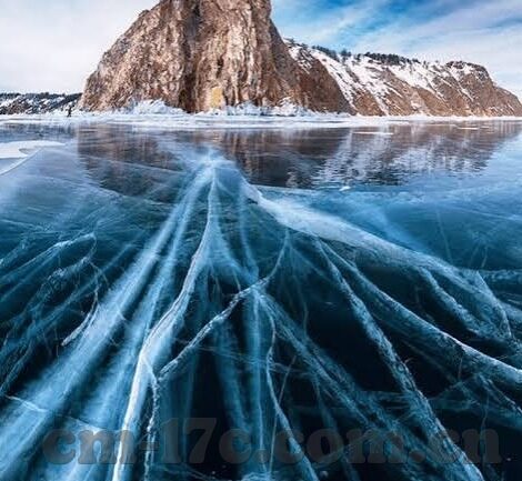 名优写真一区二区在线-探索网络艺术与文化交汇的独特视角，名优写真一区二区的在线魅力